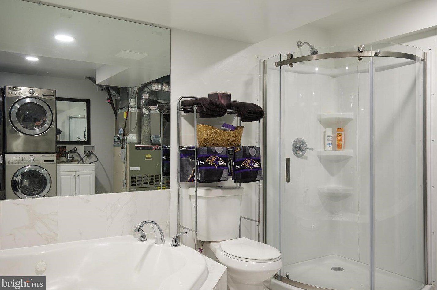 20504 Aspenwood Ln, Gaithersburg MD 20886-1231 exterior