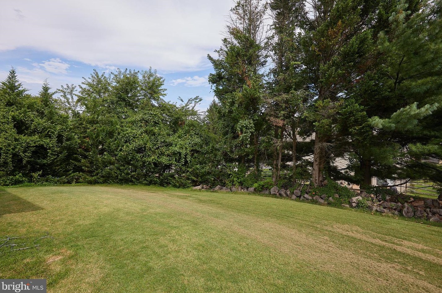 20504 Aspenwood Ln, Gaithersburg MD 20886-1231 exterior