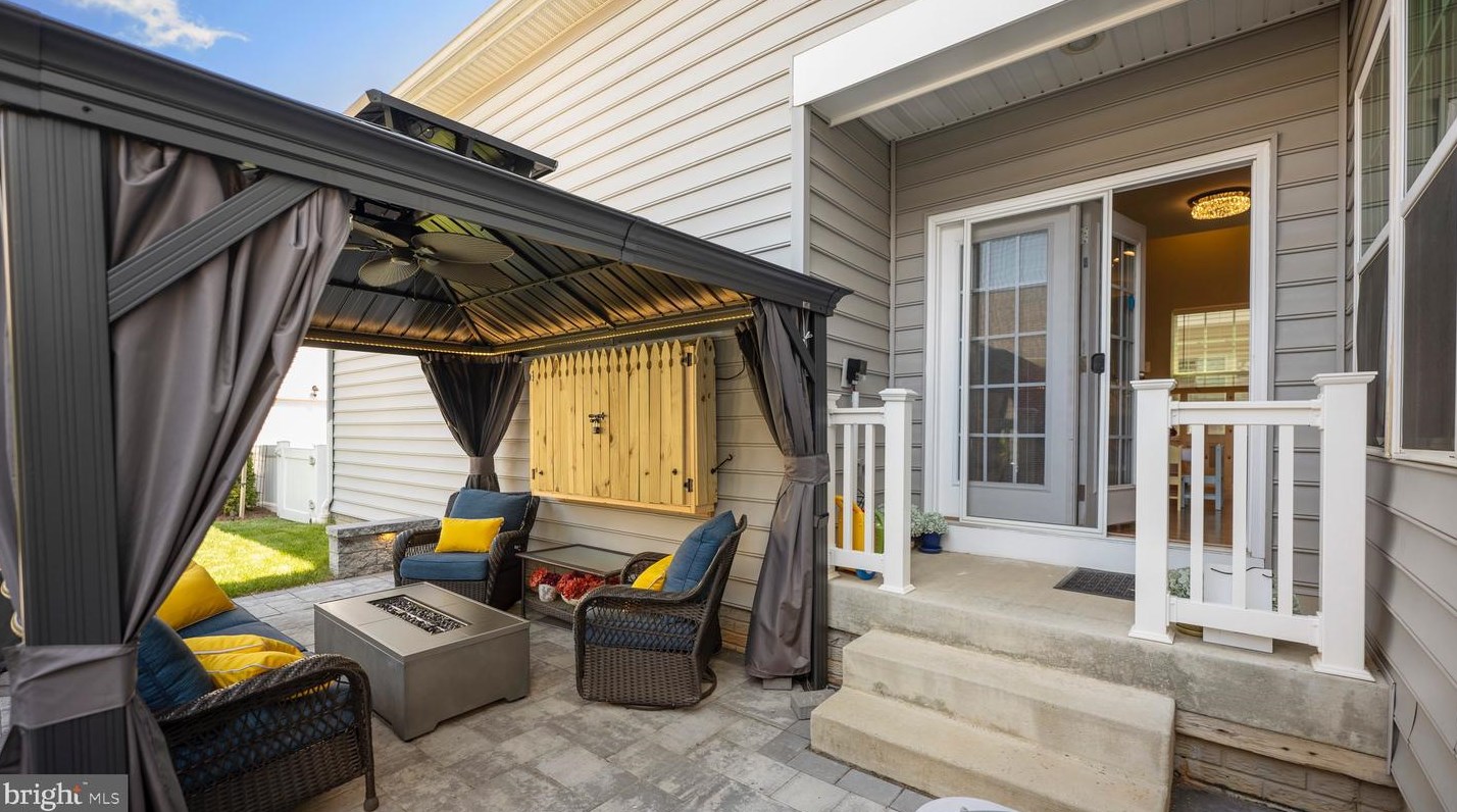 22524 Muscadine Dr, Clarksburg MD  20871-3343 exterior