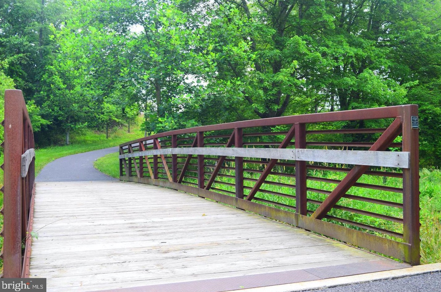 22524 Muscadine Dr, Clarksburg MD  20871-3343 exterior