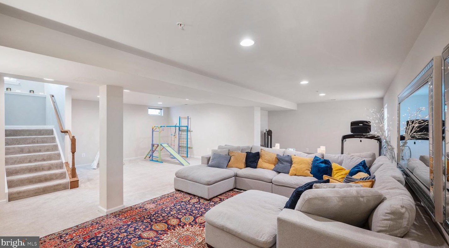 22524 Muscadine Dr, Clarksburg MD  20871-3343 exterior