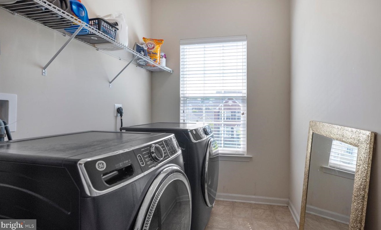 22524 Muscadine Dr, Clarksburg MD  20871-3343 exterior