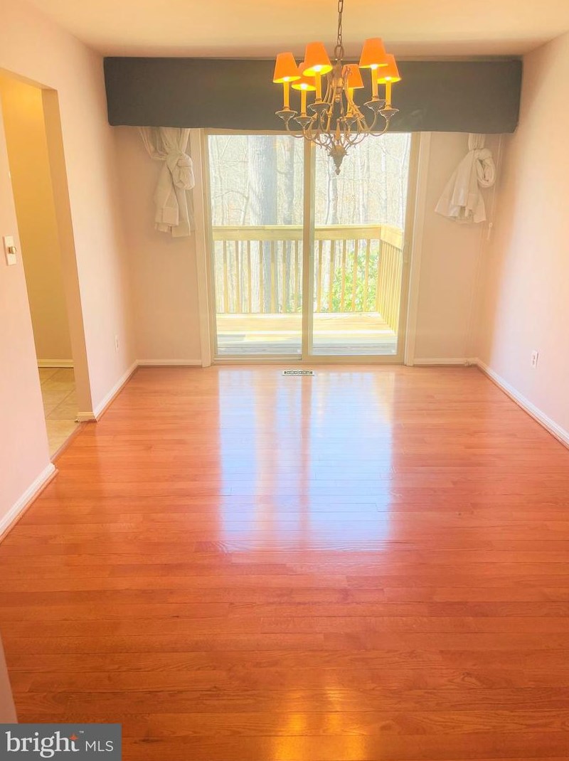 10113 Maple Leaf Dr, Gaithersburg MD  20886-1117 exterior