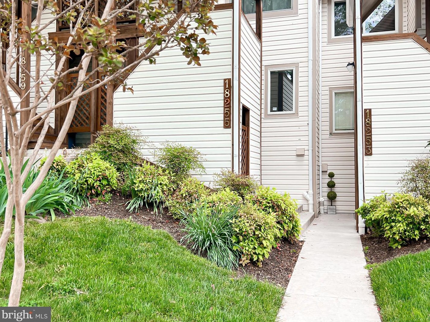 18255 Leman Lake Dr #605, Olney, MD