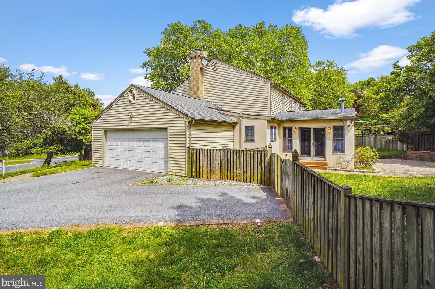 14107 Northwyn Dr, Silver Spring, MD 20904