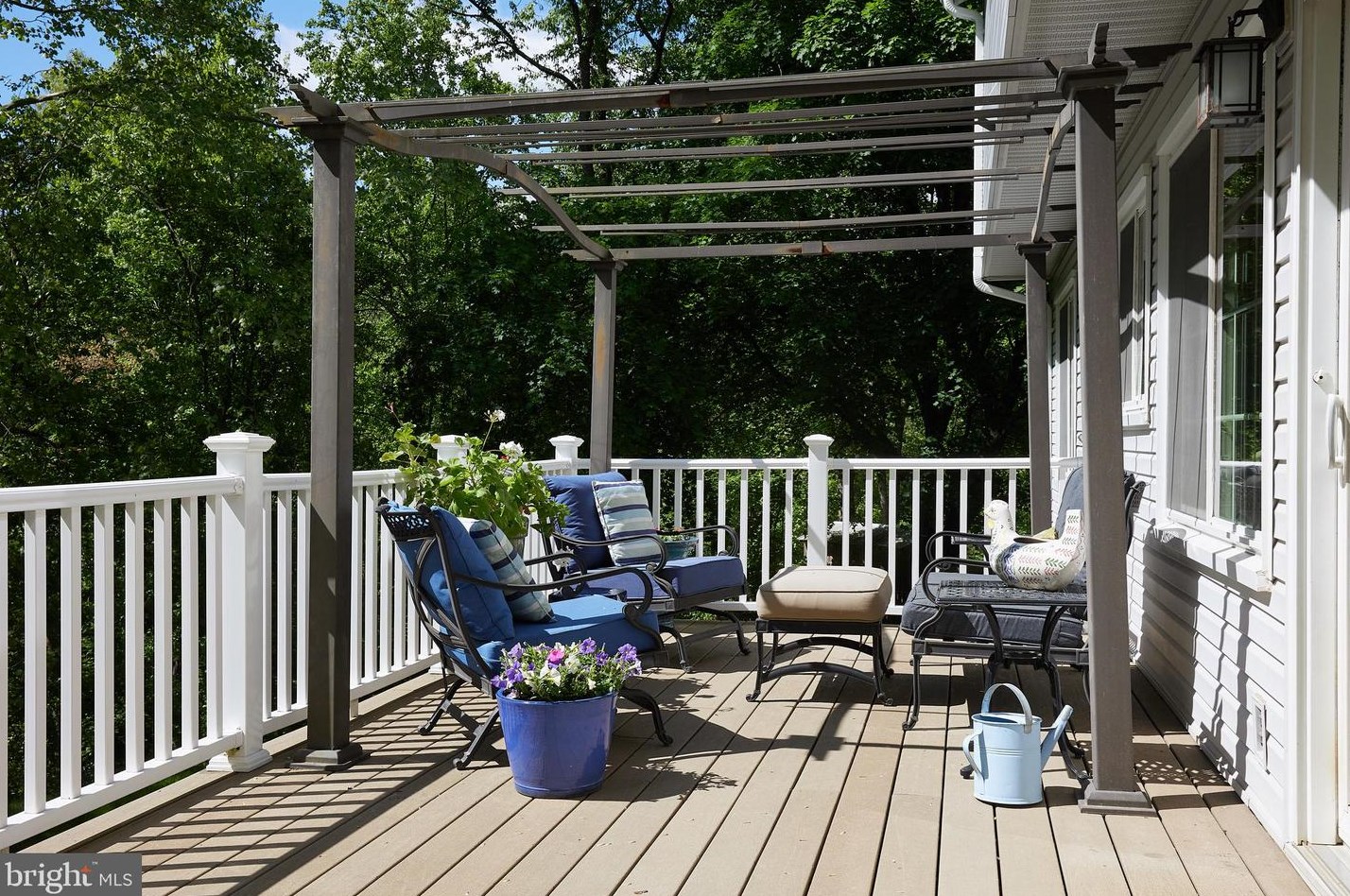 5 Pueblo Ct, Gaithersburg MD  20878-2067 exterior