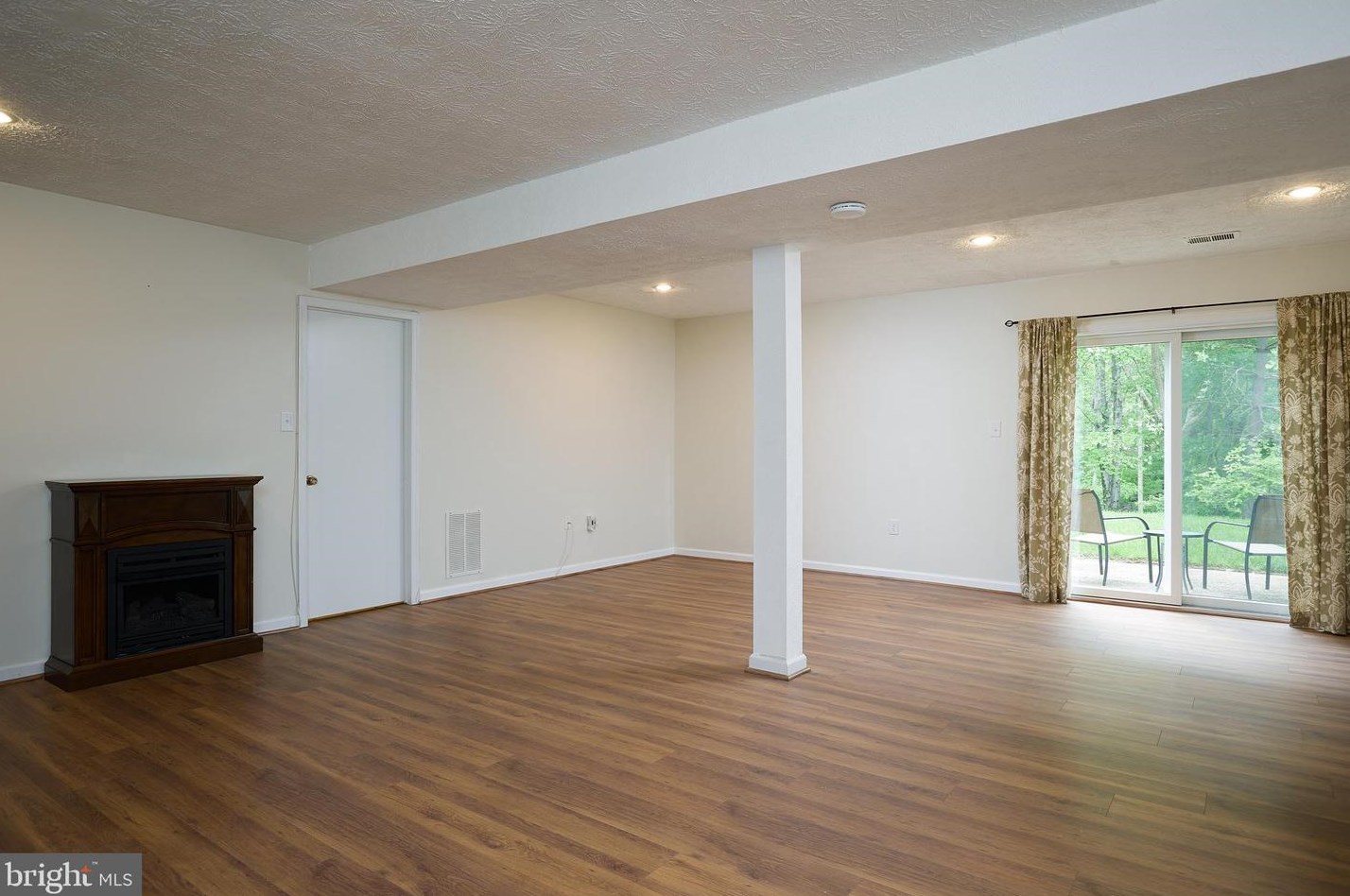 5 Pueblo Ct, Gaithersburg MD  20878-2067 exterior