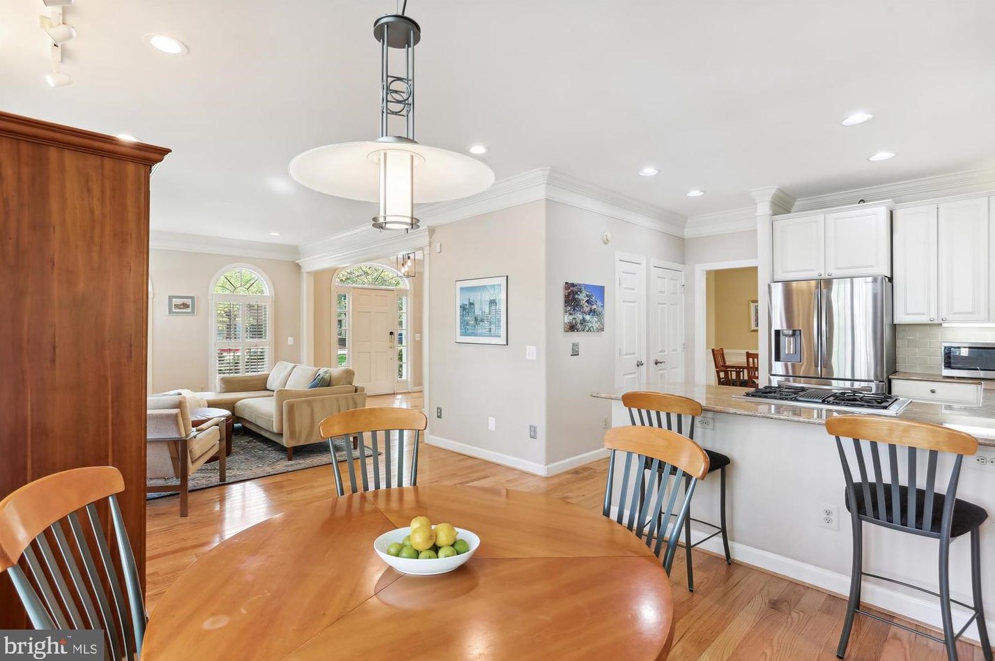 203 Beckwith St, Gaithersburg MD 20878-5603 exterior