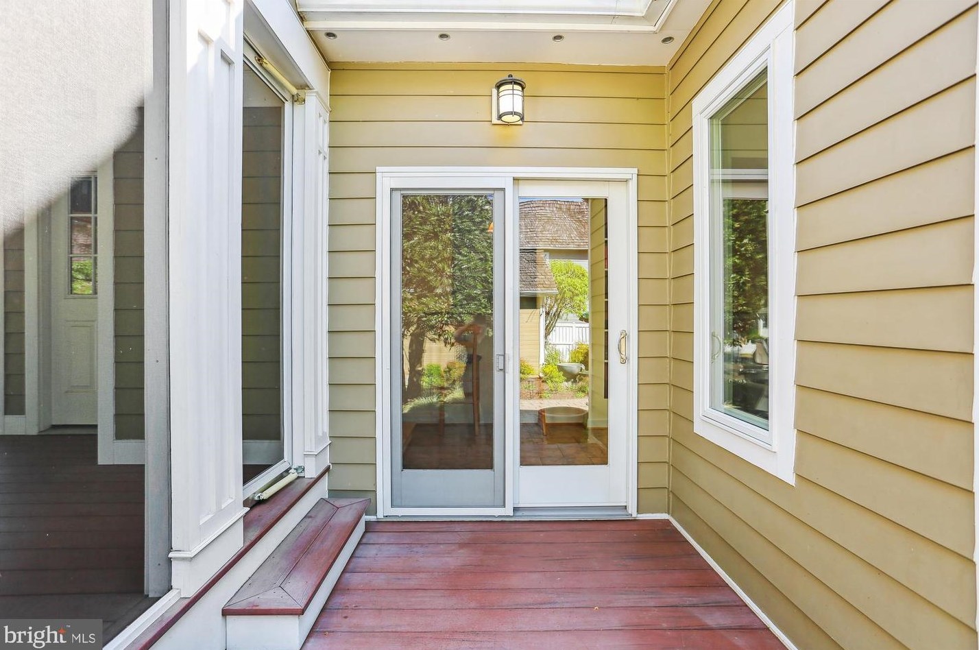 203 Beckwith St, Gaithersburg MD 20878-5603 exterior