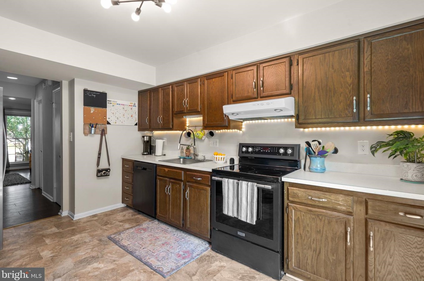 20101 Torrey Pond Pl, Gaithersburg MD  20886-1119 exterior