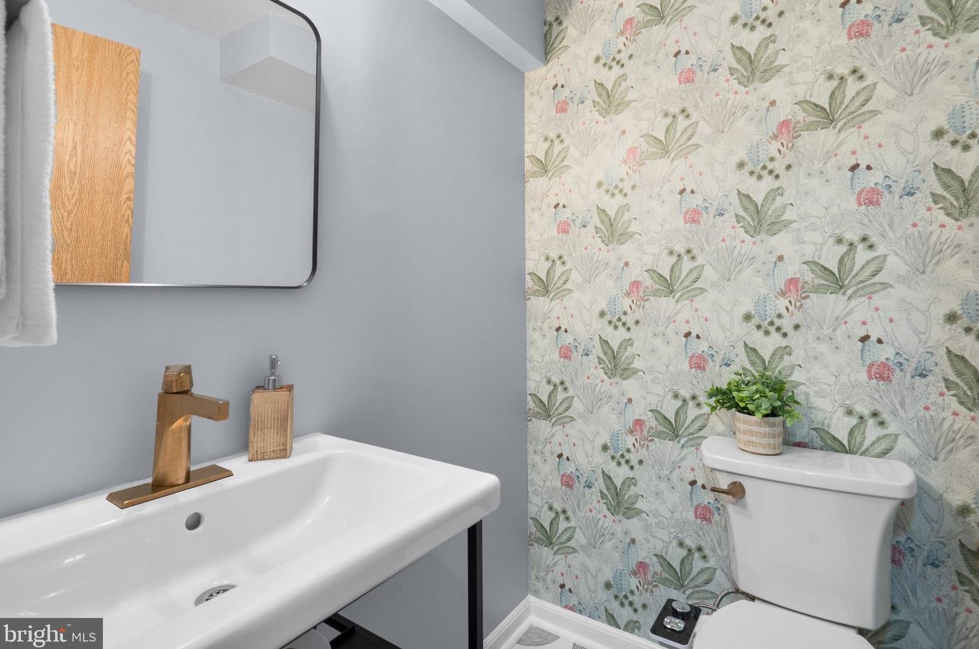 20101 Torrey Pond Pl, Gaithersburg MD  20886-1119 exterior