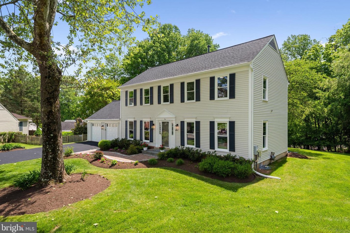 1 Serpentine Ct, Silver Spring, MD 20904