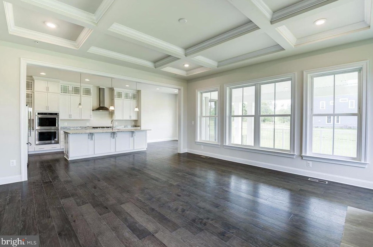 6820 Maple Knoll Dr, Gaithersburg MD  20882 exterior