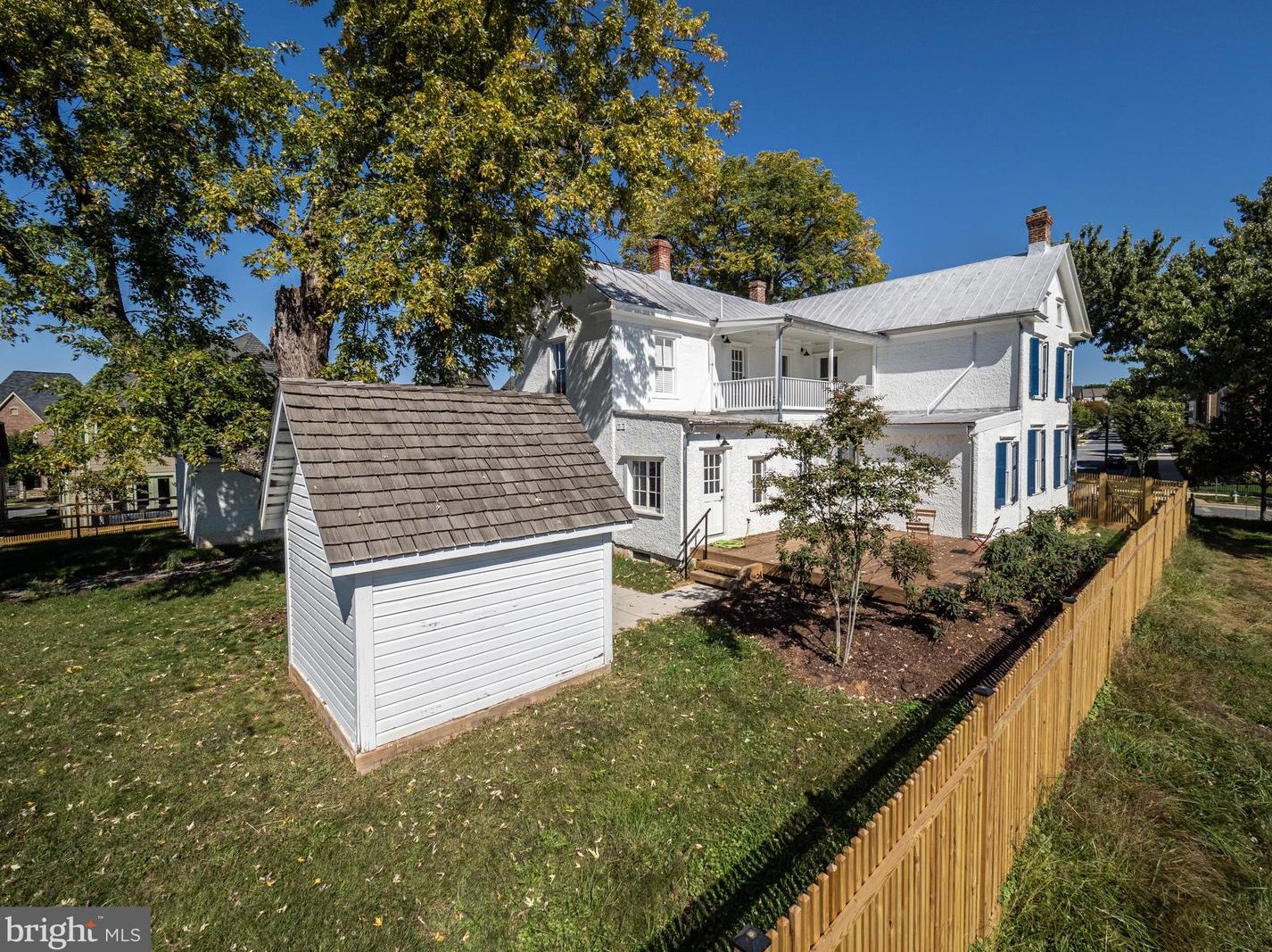 605 Steinbeck Ave, Gaithersburg MD  20878 exterior