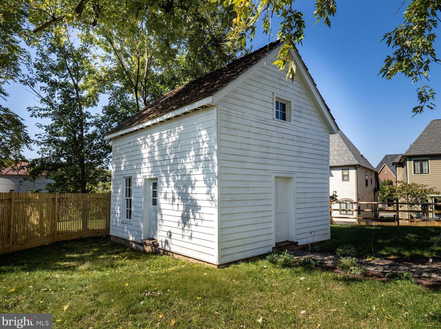 605 Steinbeck Ave, Gaithersburg MD  20878 exterior