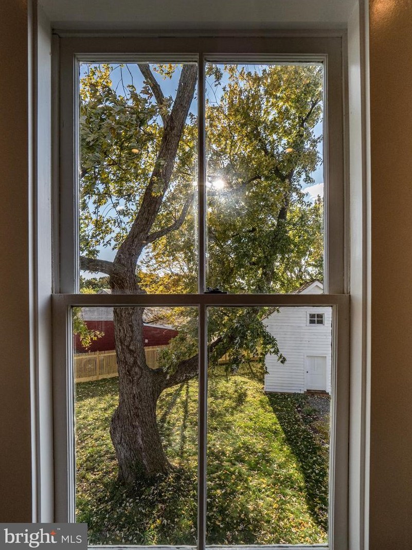 605 Steinbeck Ave, Gaithersburg MD  20878 exterior