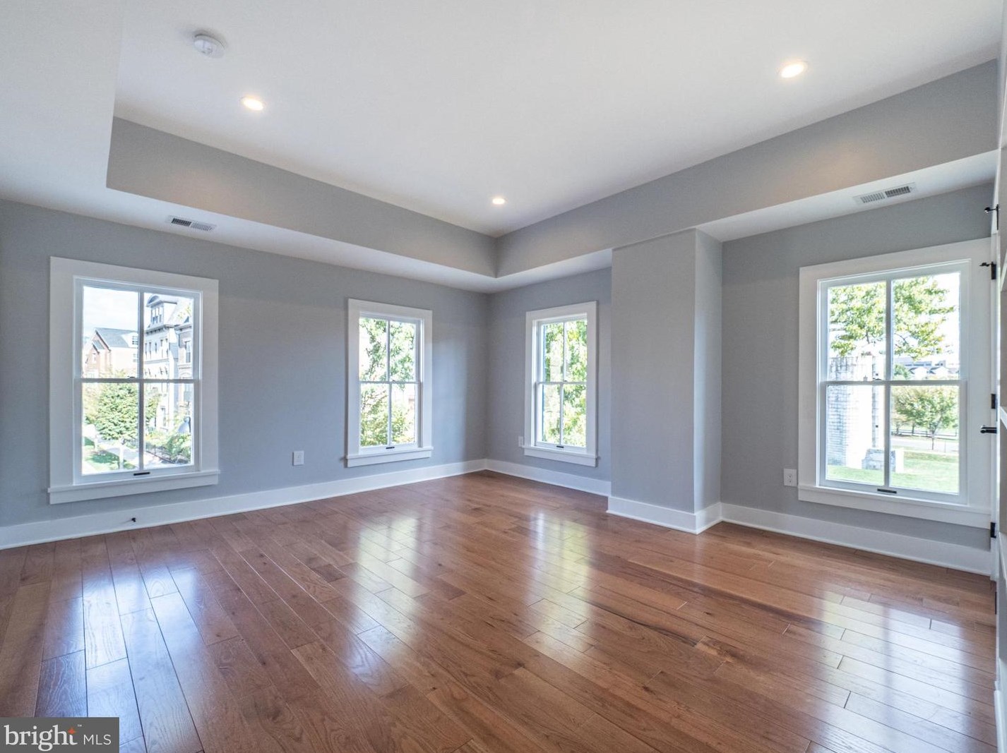 605 Steinbeck Ave, Gaithersburg MD  20878 exterior