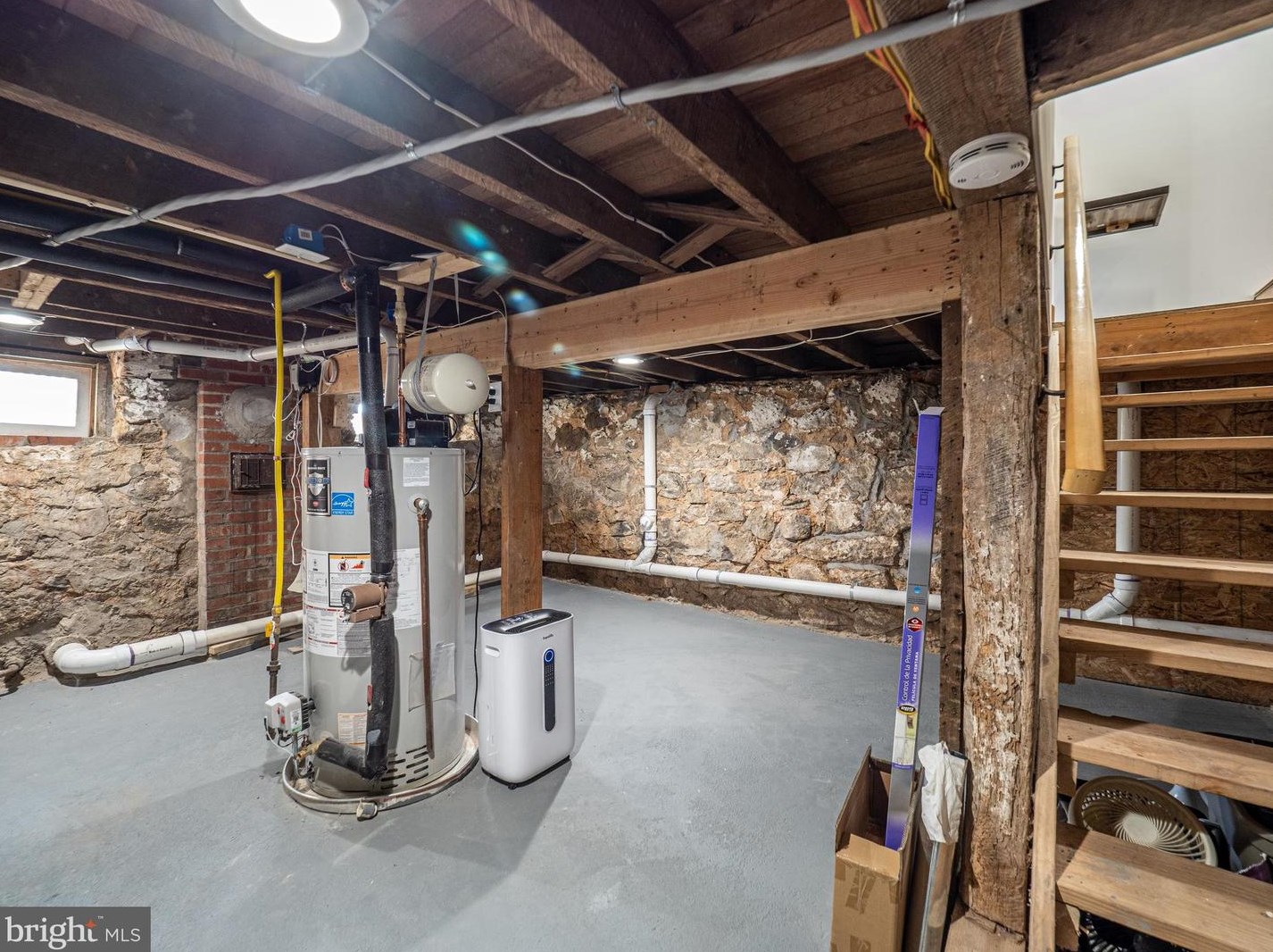 605 Steinbeck Ave, Gaithersburg MD  20878 exterior