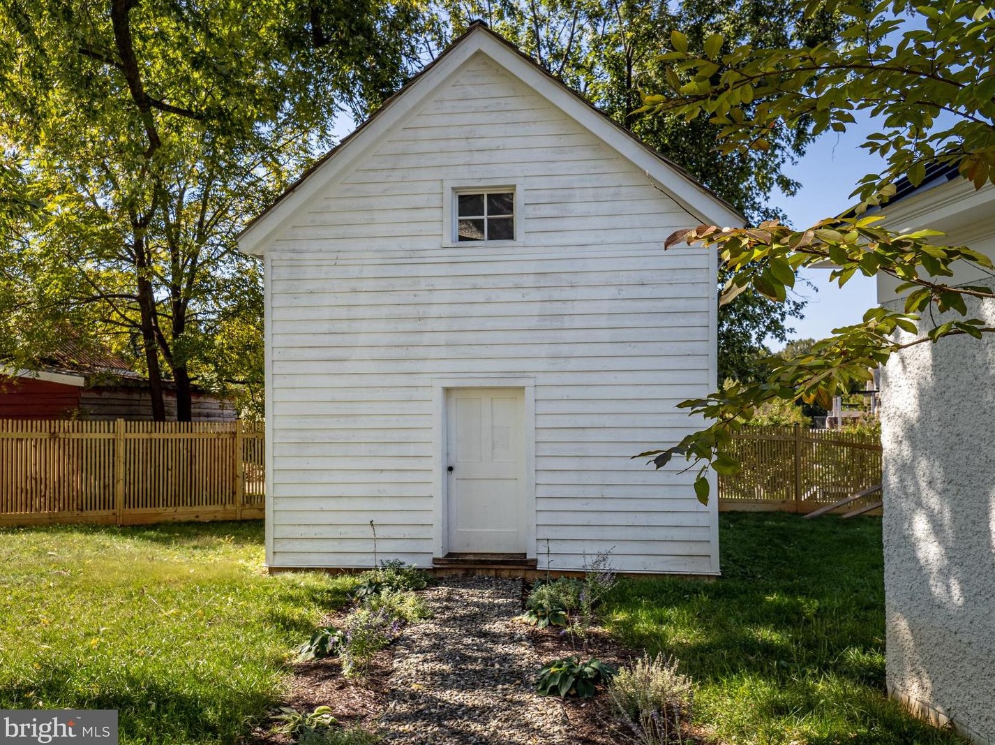 605 Steinbeck Ave, Gaithersburg MD  20878 exterior