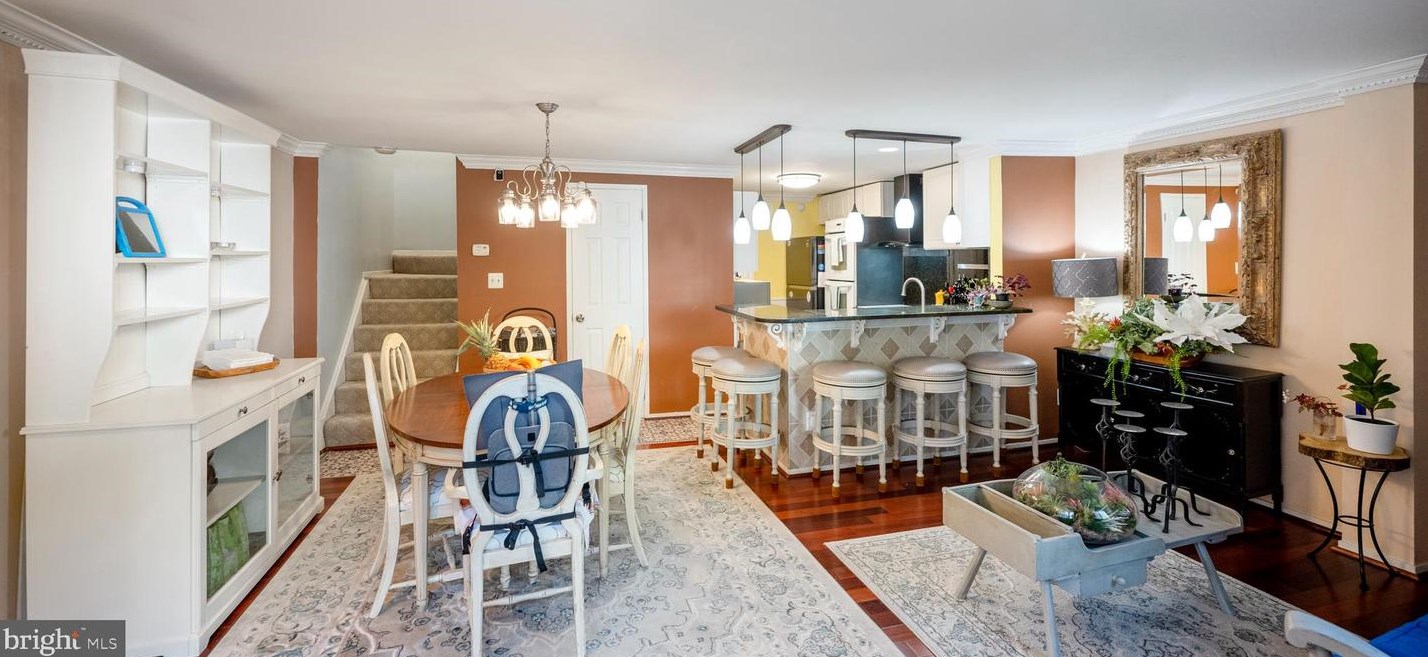 9423 Gentle Cir, Gaithersburg, MD 20886-1208