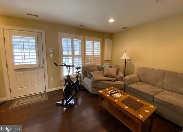 485 Lynette St, Gaithersburg, MD 20878