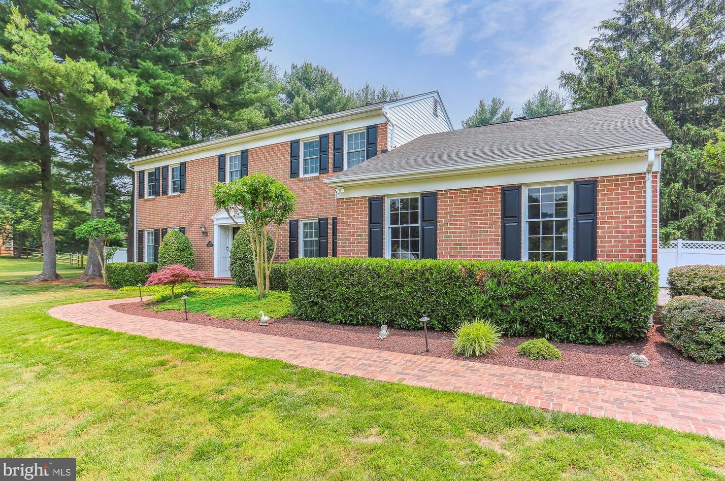 20601 Miracle Dr, Gaithersburg, MD 20882-4457