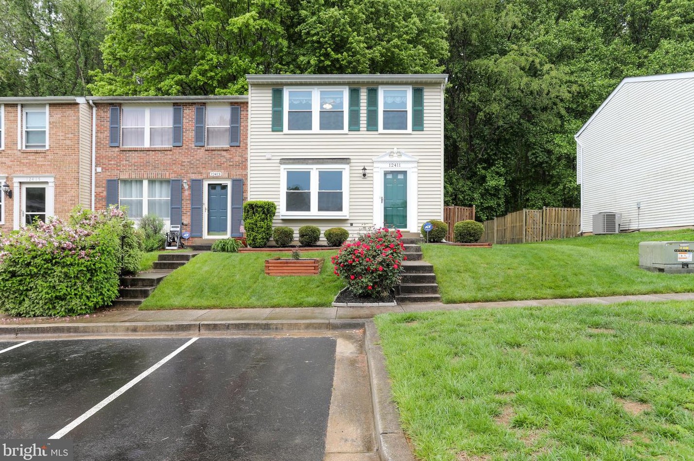 12411 Morning Light Ter, Gaithersburg MD  20878-2094 exterior