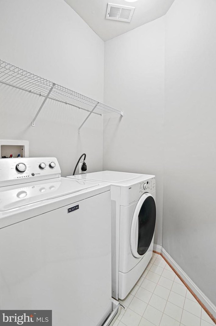 13222 Windsong Ln, Clarksburg MD 20871-5301 exterior