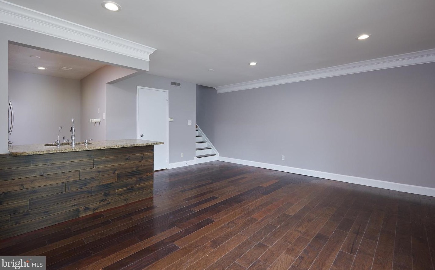 9853 Brookridge Ct, Gaithersburg MD  20886-1109 exterior