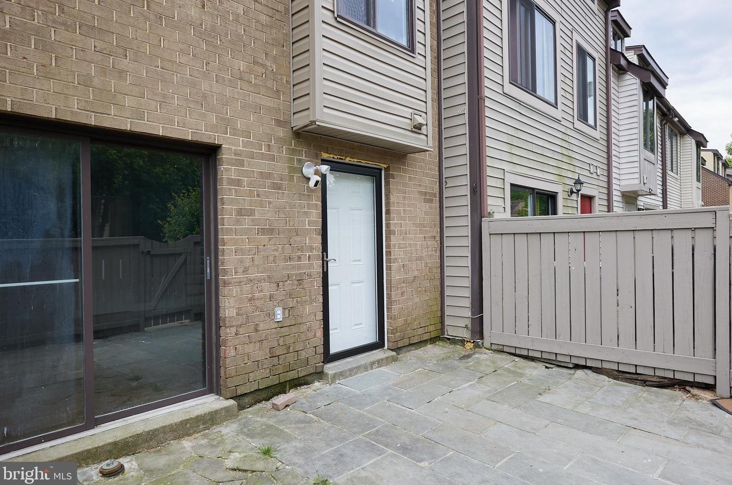 9853 Brookridge Ct, Gaithersburg MD  20886-1109 exterior