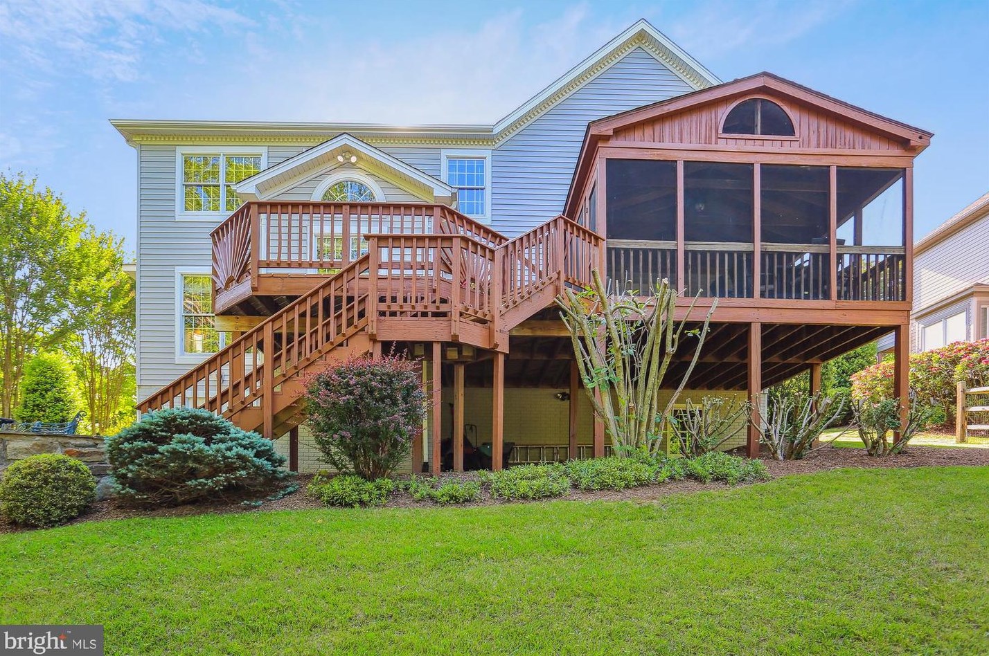 15521 Quince Ridge Ln, Gaithersburg, MD 20878-4712