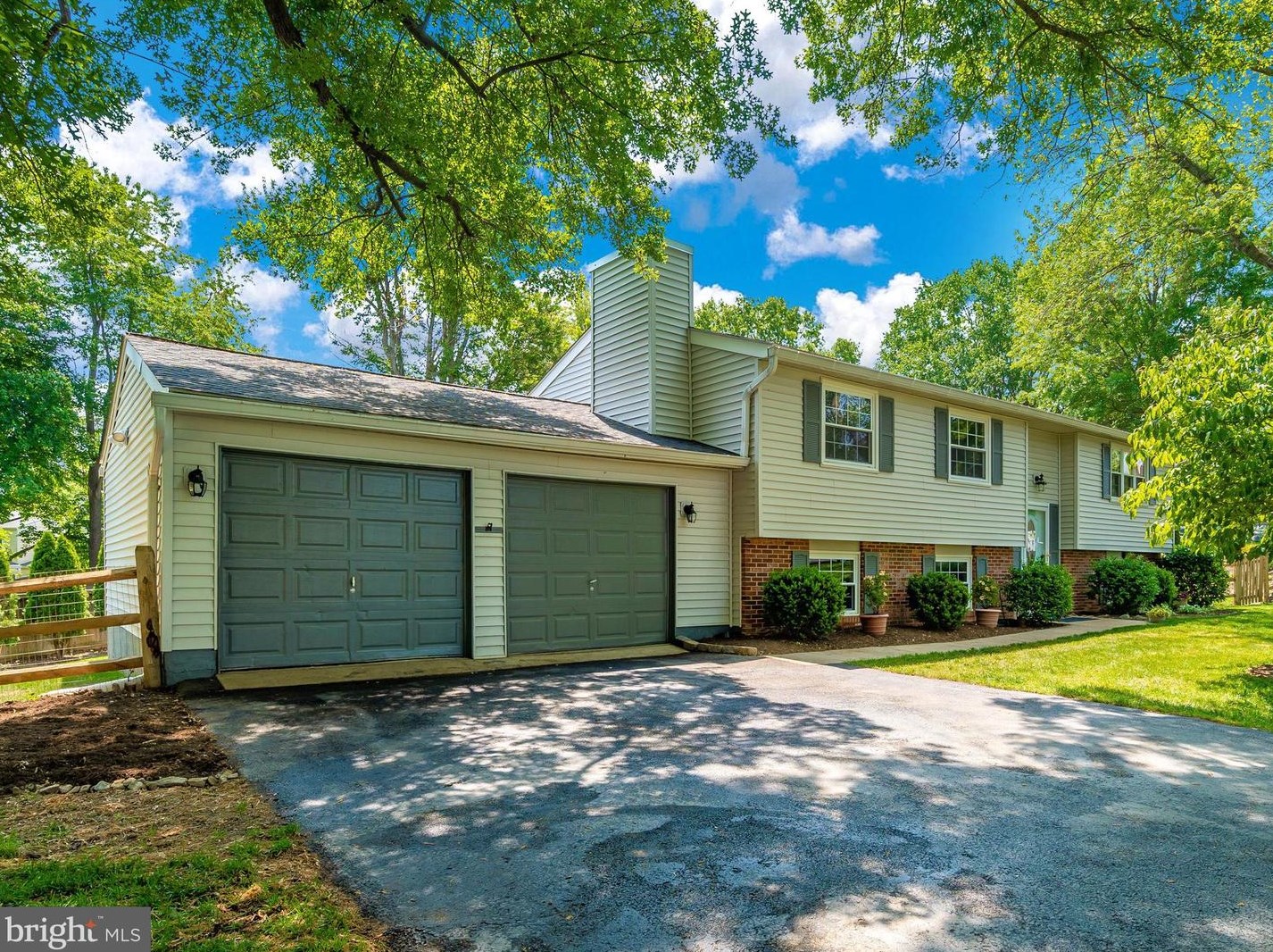 11928 Raven Rock Ter, Gaithersburg, MD 20878-2032
