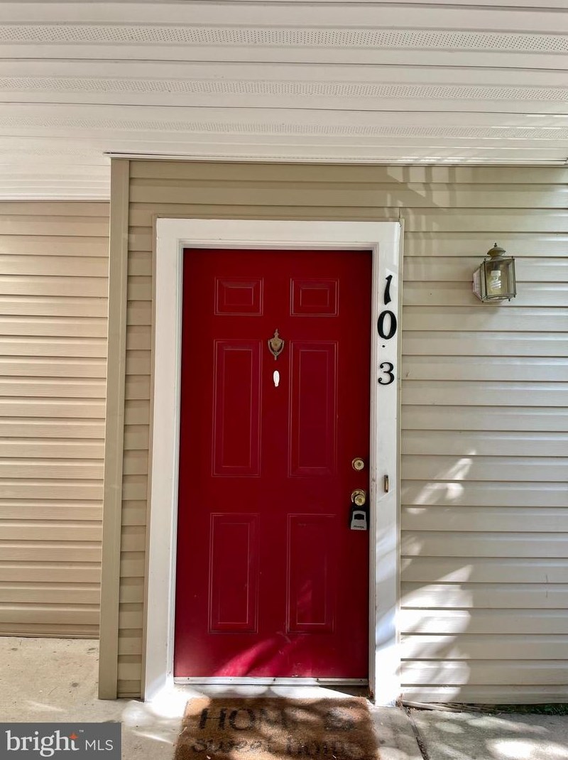 931 Hillside Lake Terrace #103, Gaithersburg, MD 20878