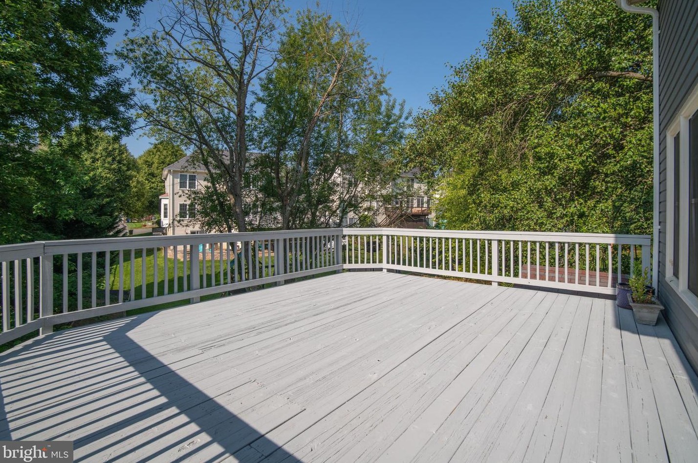 12104 Damson Dr, Gaithersburg MD  20878-3335 exterior