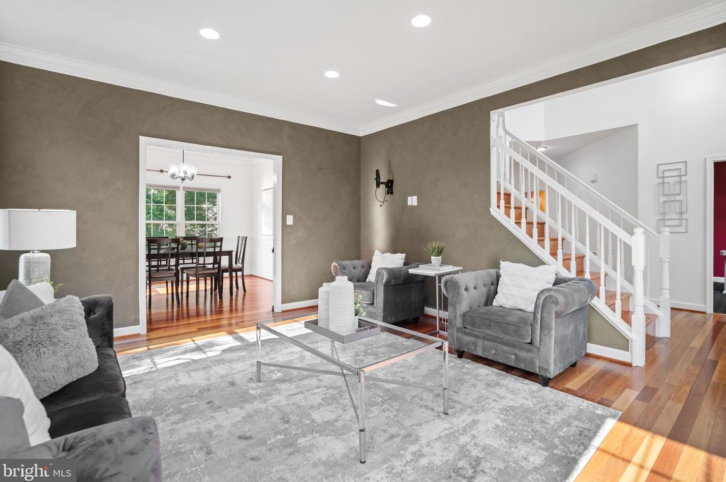 12104 Damson Dr, Gaithersburg MD  20878-3335 exterior