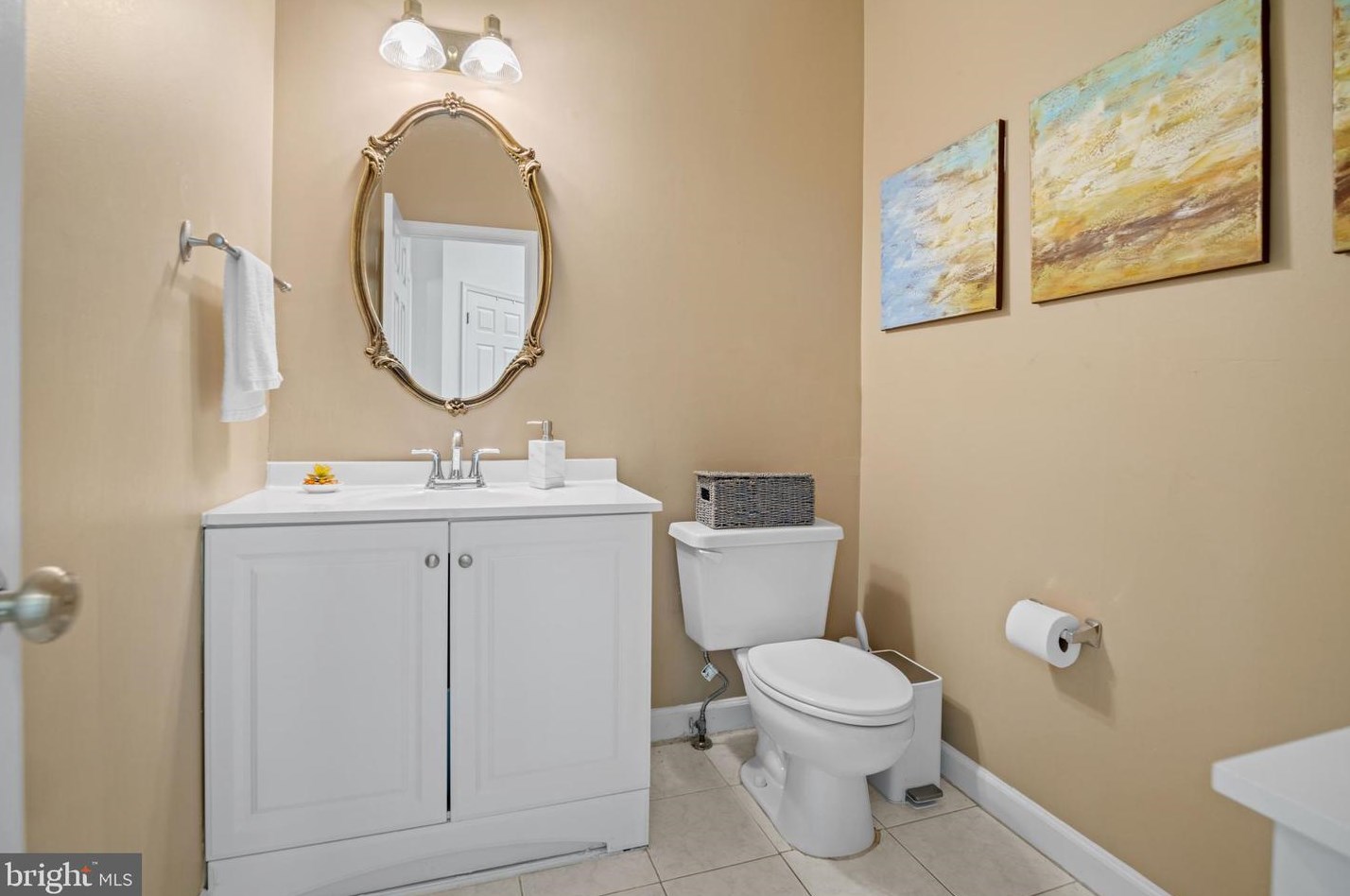 12104 Damson Dr, Gaithersburg MD  20878-3335 exterior