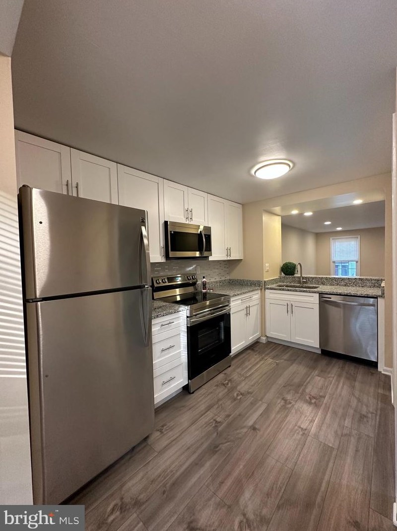 20601 Pruitt Ct, Gaithersburg, MD 20886