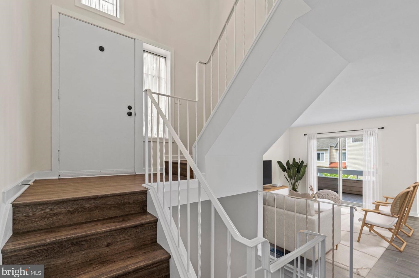 9819 Lake Shore Dr, Gaithersburg, MD 20886