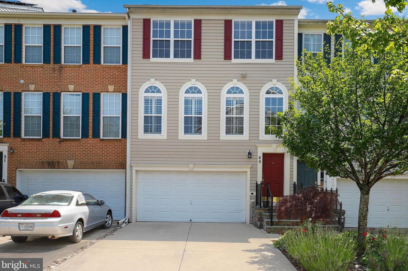 49 Inkberry Cir, Gaithersburg, MD 20877-3552