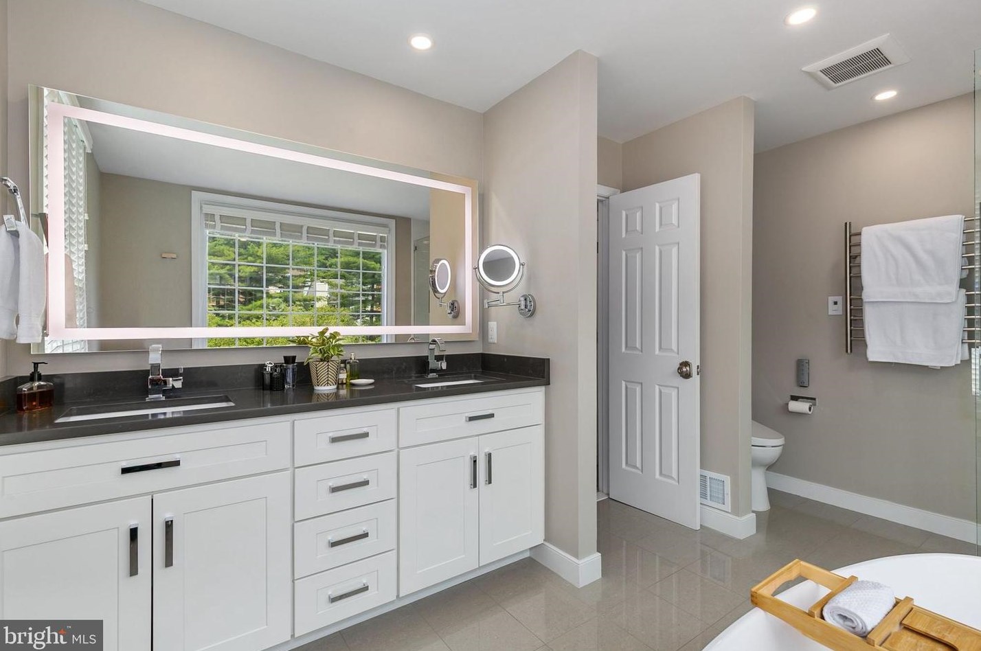 11531 Pleasant Mdw Dr, Gaithersburg MD 20878-4259 exterior