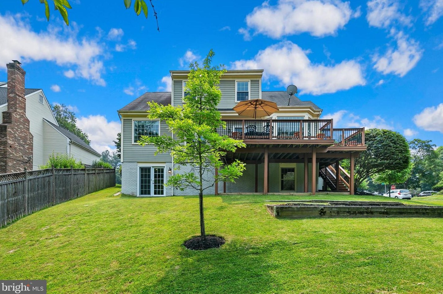 11531 Pleasant Mdw Dr, Gaithersburg MD 20878-4259 exterior