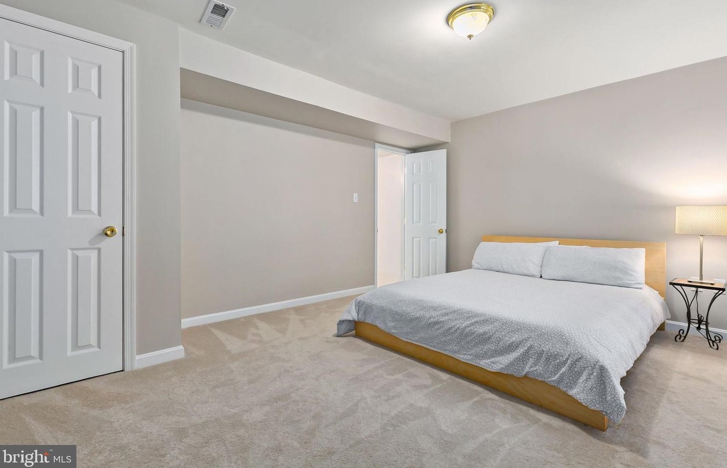 11531 Pleasant Mdw Dr, Gaithersburg MD 20878-4259 exterior