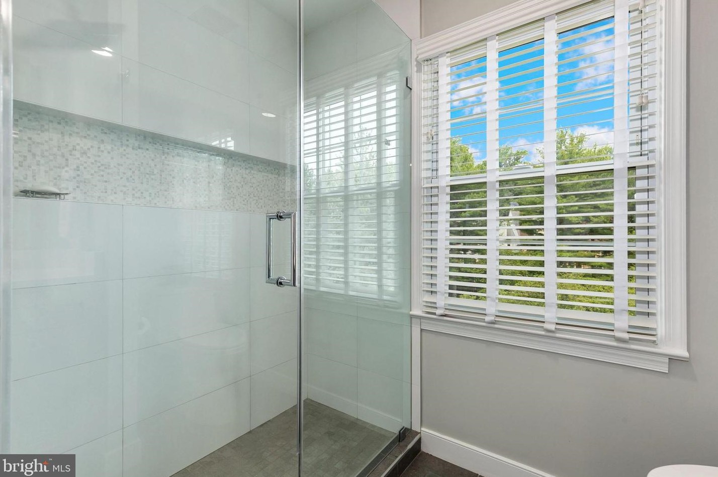 11531 Pleasant Mdw Dr, Gaithersburg MD 20878-4259 exterior