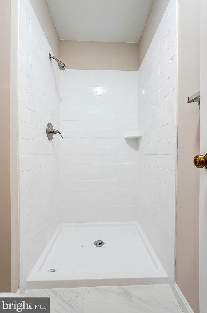 917 Wild Forest Dr, Gaithersburg MD  20879-3209 exterior