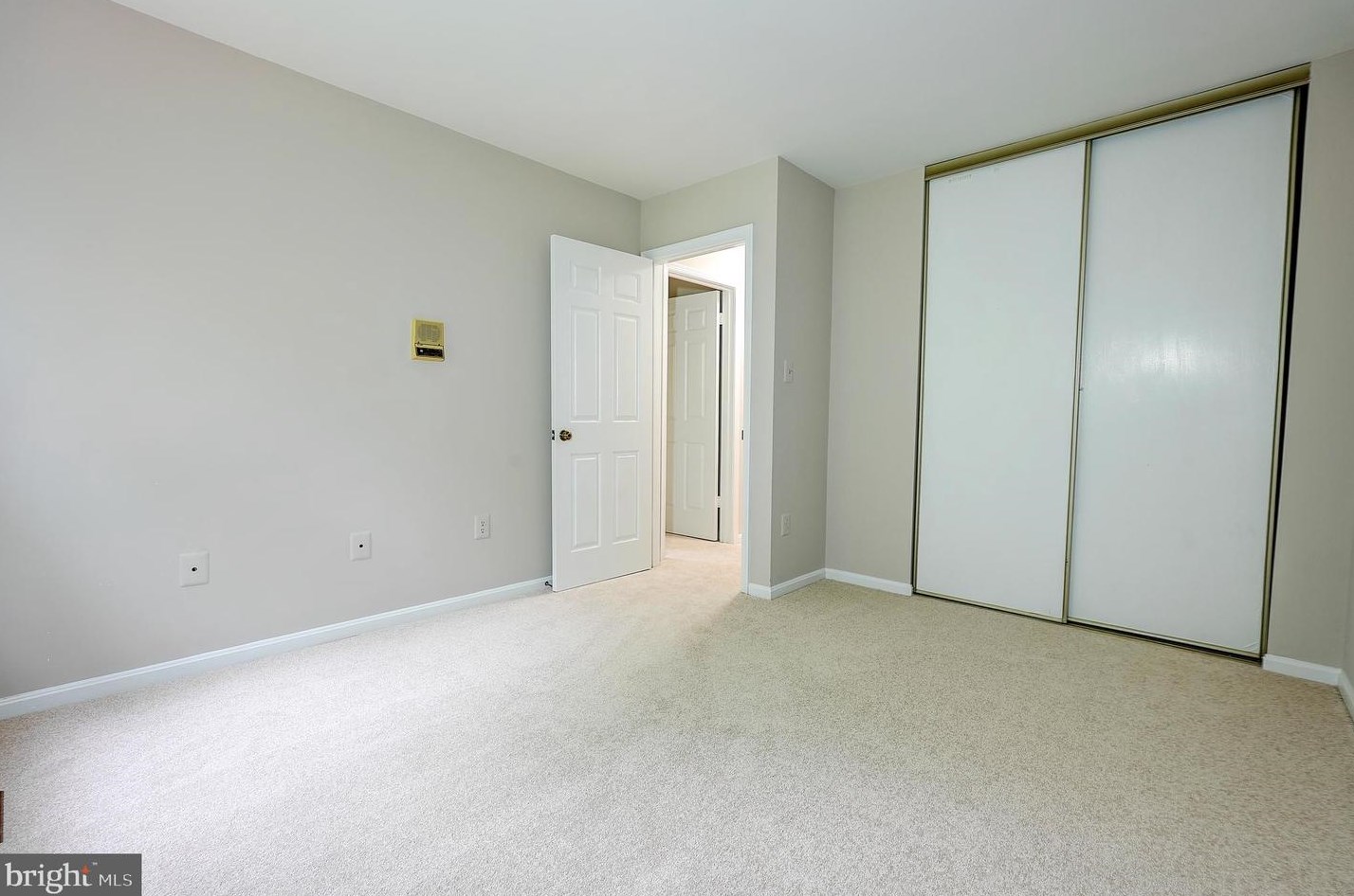 917 Wild Forest Dr, Gaithersburg MD  20879-3209 exterior