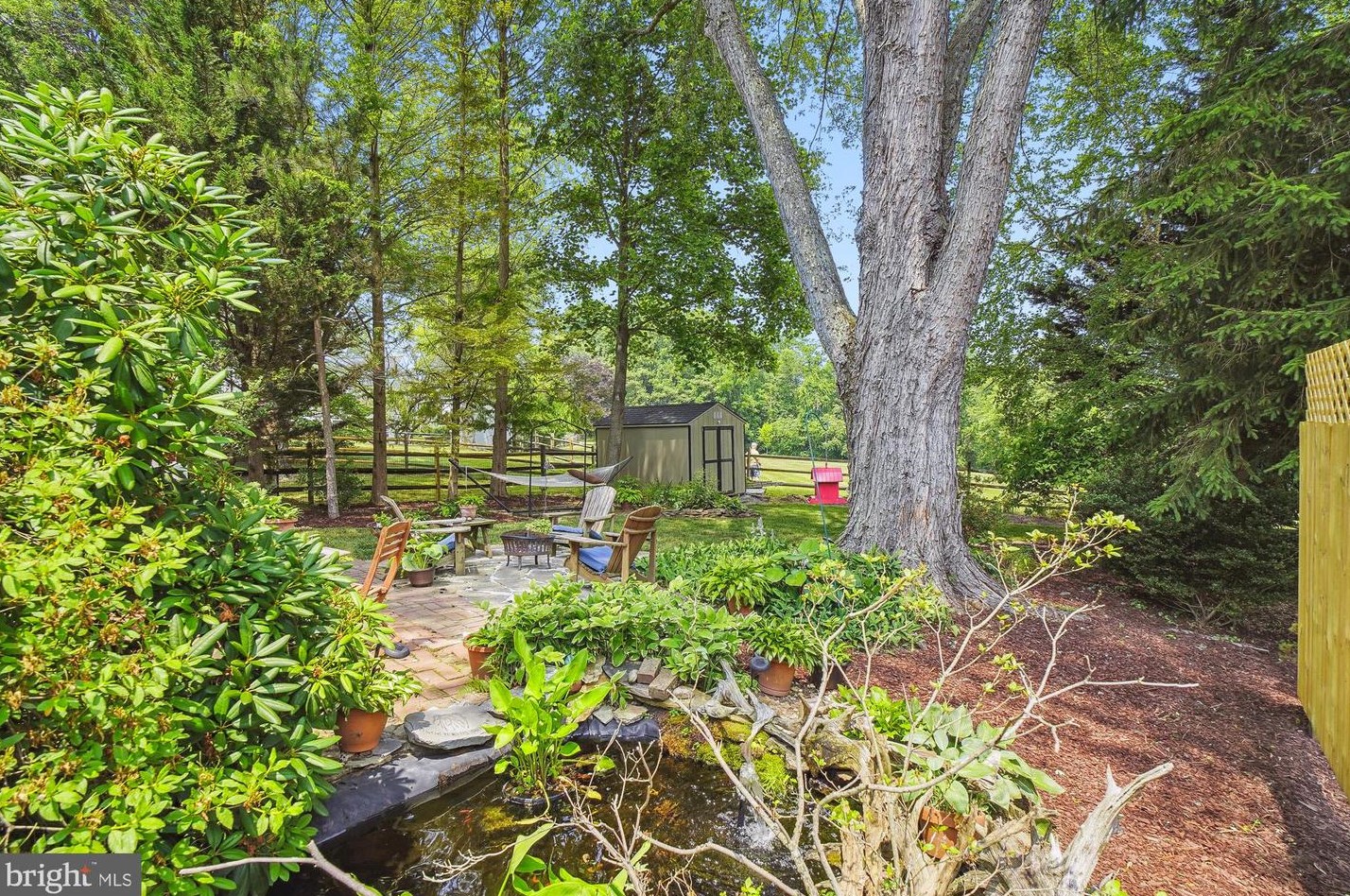 23840 Rolling Fork Way, Gaithersburg MD  20882-2727 exterior