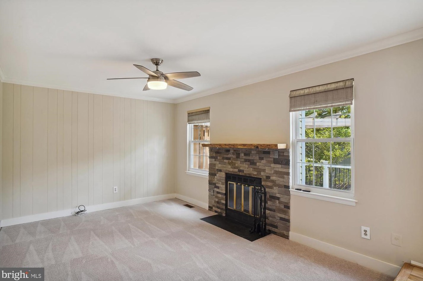 23840 Rolling Fork Way, Gaithersburg MD  20882-2727 exterior