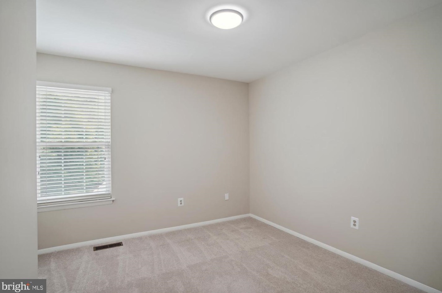 23840 Rolling Fork Way, Gaithersburg MD  20882-2727 exterior