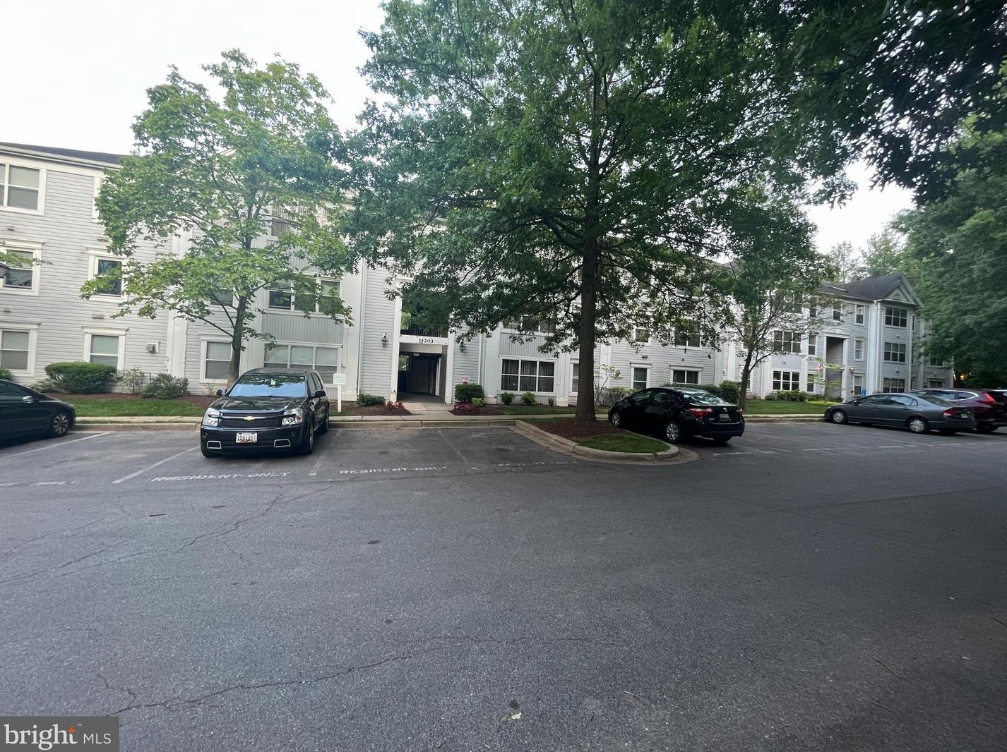 14203 Woolen Oak Ct #10-31, Silver Spring, MD 20906