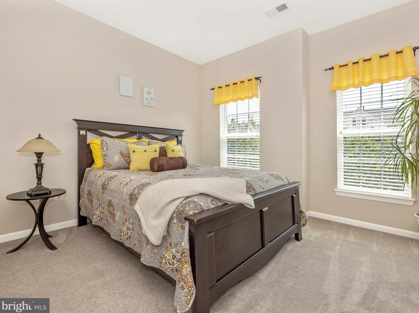 12619 Grand Elm St, Clarksburg MD 20871-4483 exterior